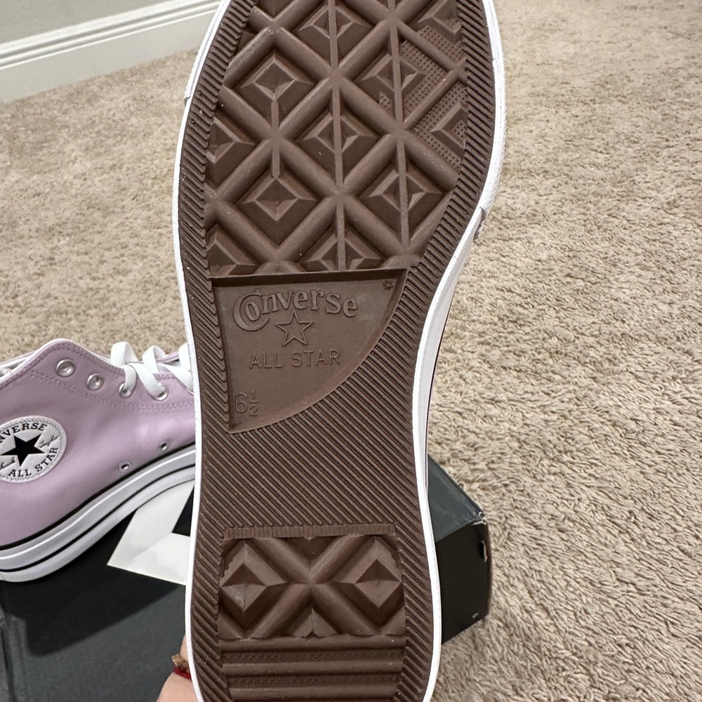 Converse Purple and White High-Top Sneakers Canvas Classic - Picture 5 of 8